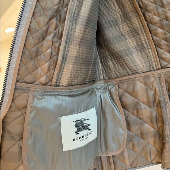 Burberry Womens jacket - Picture 4 of 7